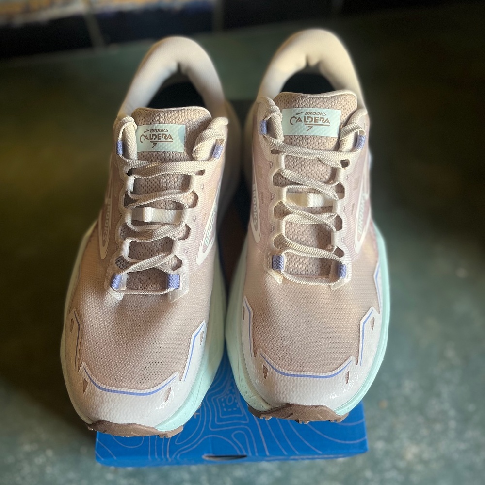 Brooks Caldera 7